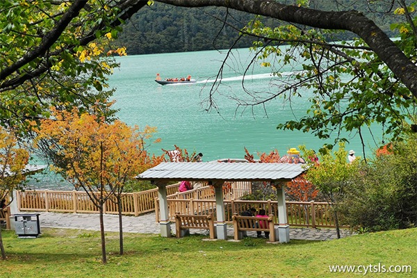 拉薩自由行報團