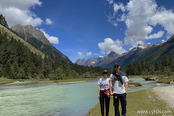 兩個人七月份去西藏旅游7天多少錢
